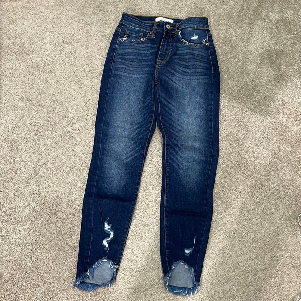 Distressed Skinny Jeans Size 3 / 25